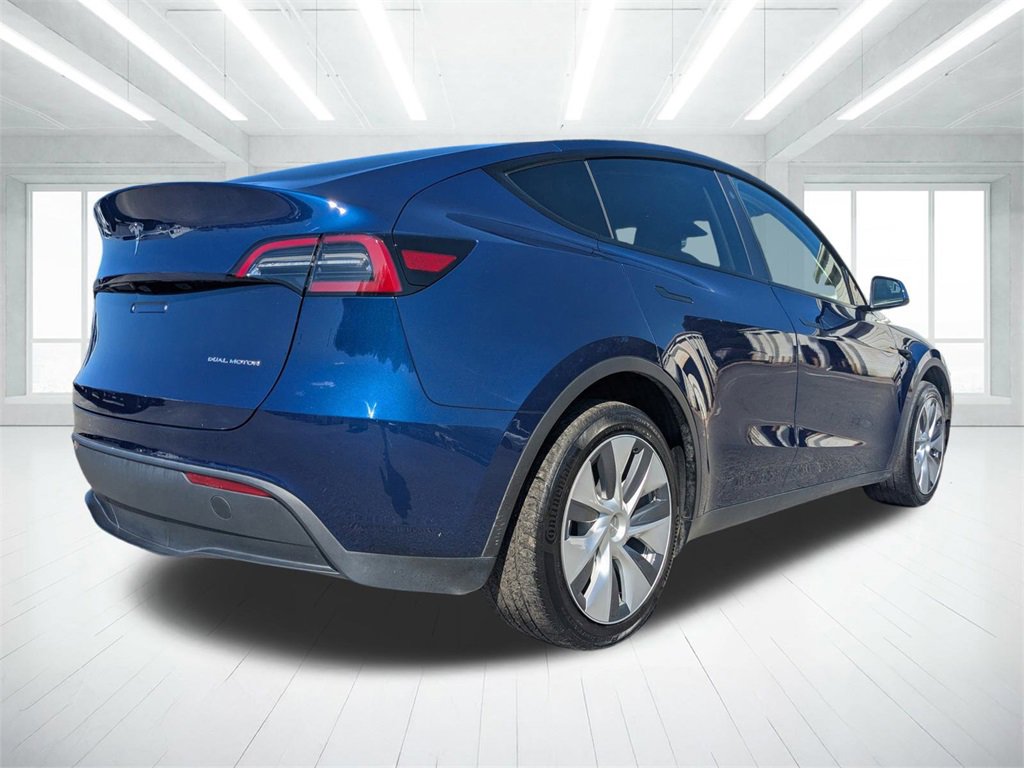 2023 Tesla Model Y Long Range photo 3