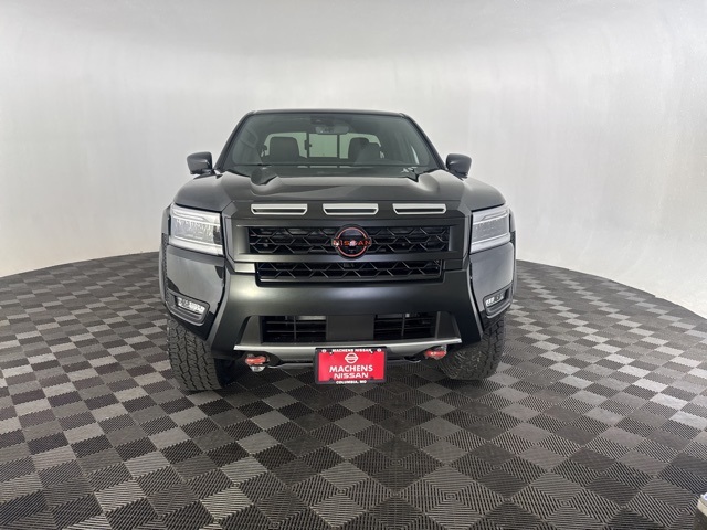 2025 Nissan Frontier PRO-4X photo 2