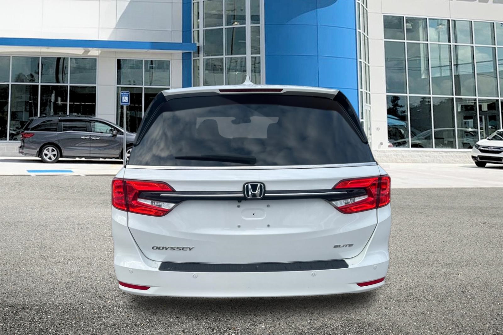 2023 Honda Odyssey Elite photo 4