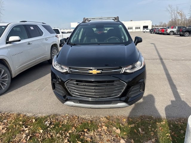 Used 2018 Chevrolet Trax LT with VIN 3GNCJPSB8JL362834 for sale in Standish, MI