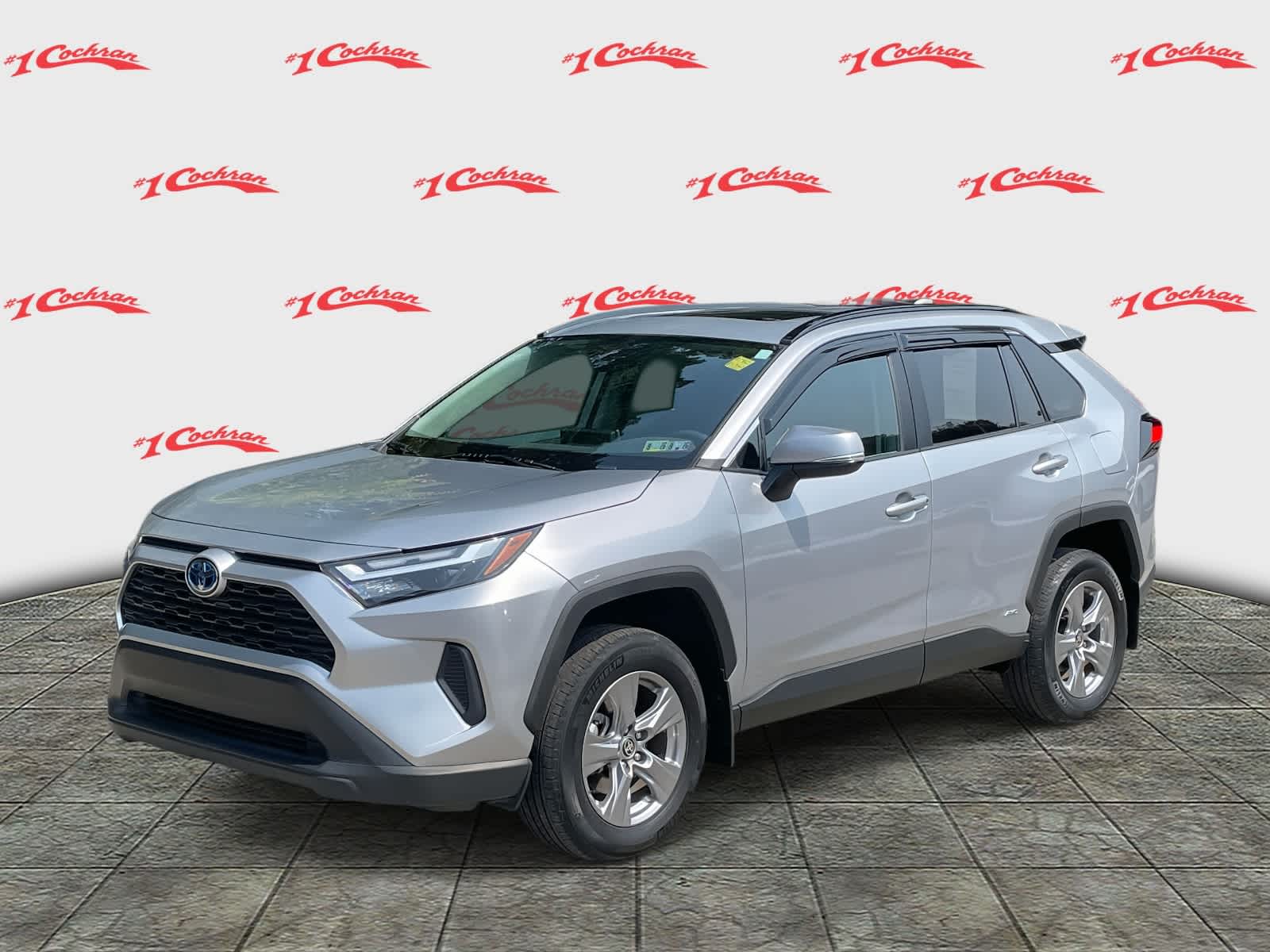 2024 Toyota RAV4 Hybrid XLE photo 6