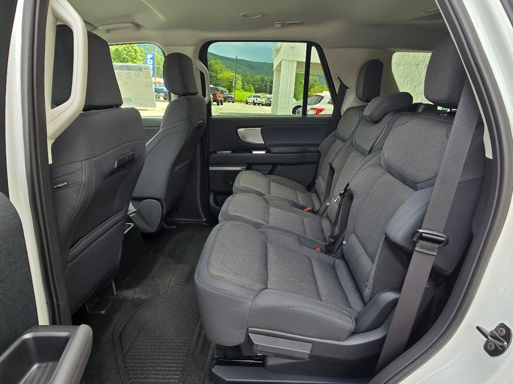 2025 Ford Expedition XL photo 8