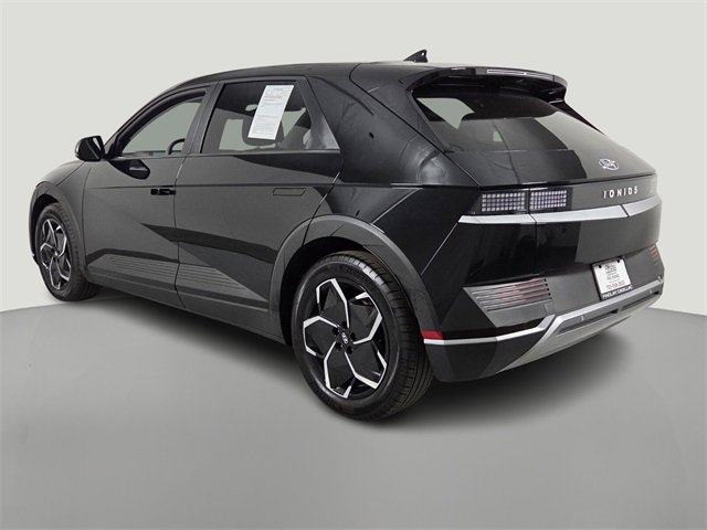 2024 Hyundai Ioniq 5 SE photo 3