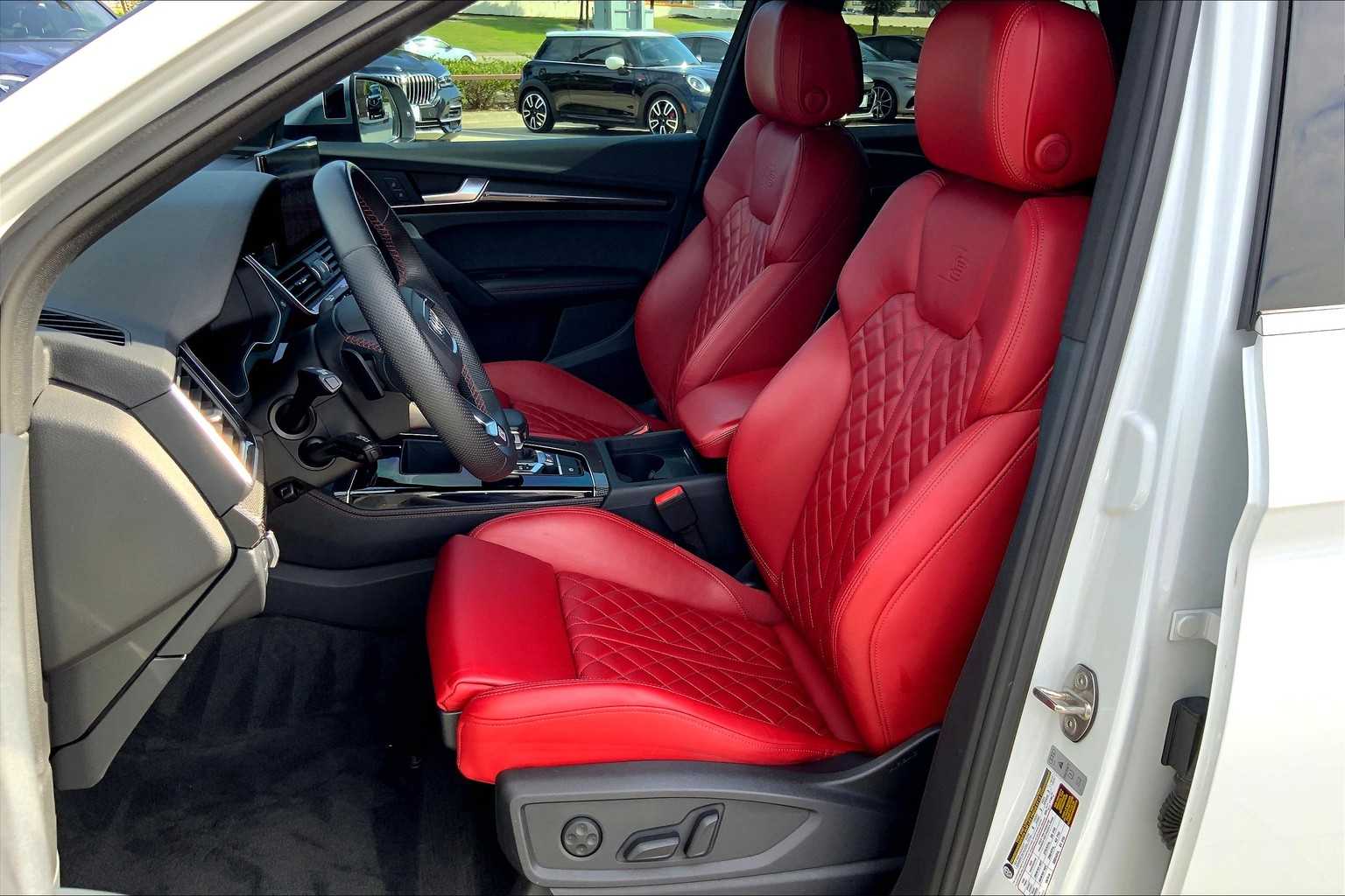 2023 Audi SQ5 Premium Plus photo 12
