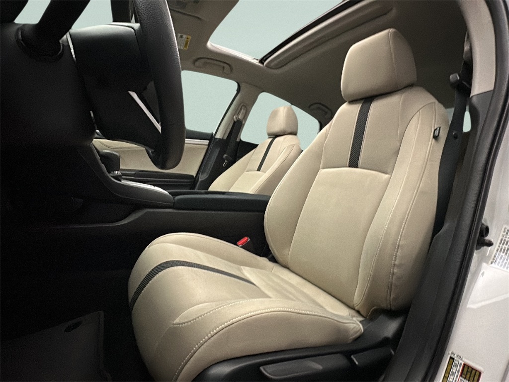 2017 Honda Civic EX photo 6