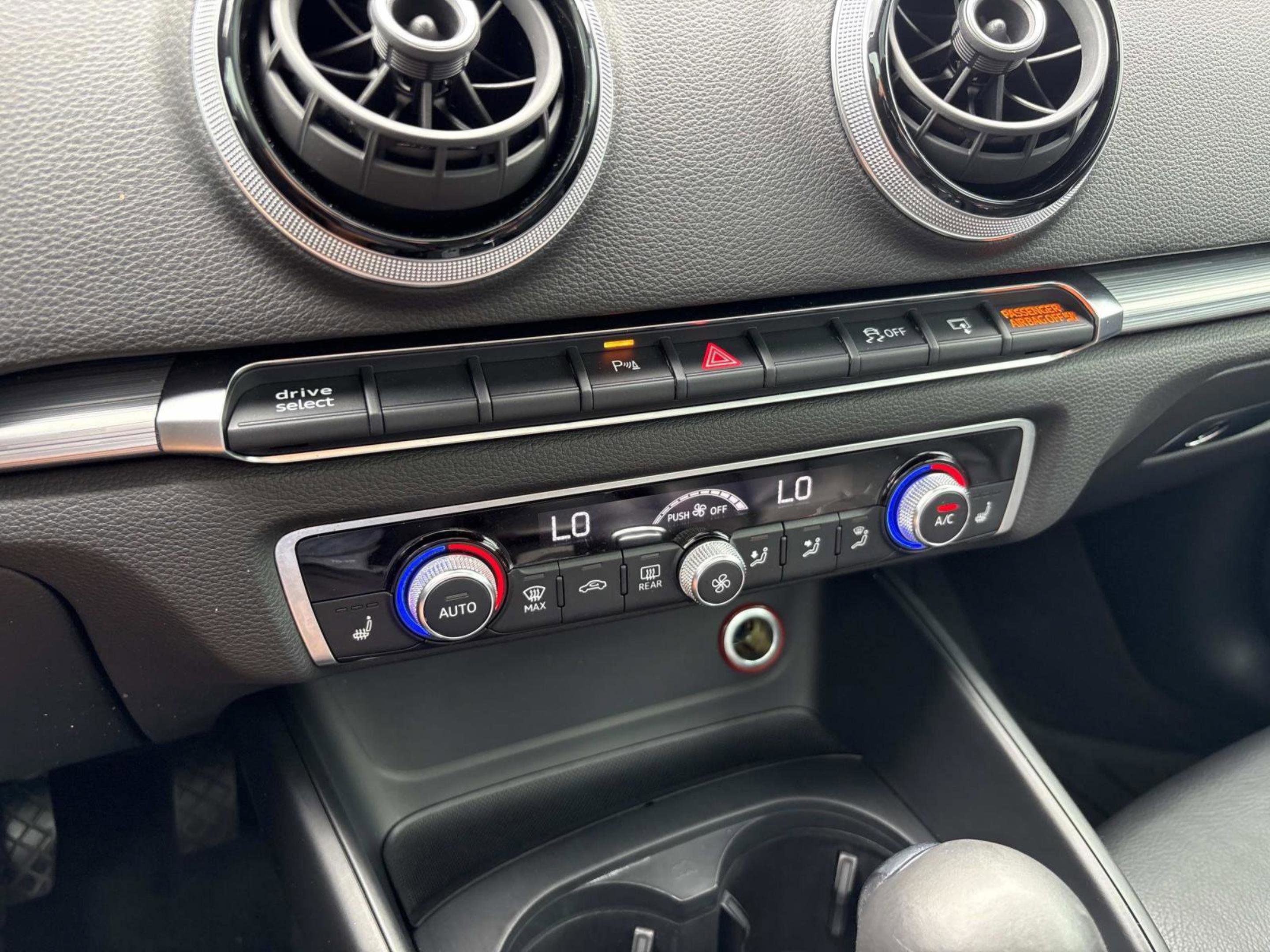 2016 Audi A3 1.8T Premium Plus photo 30