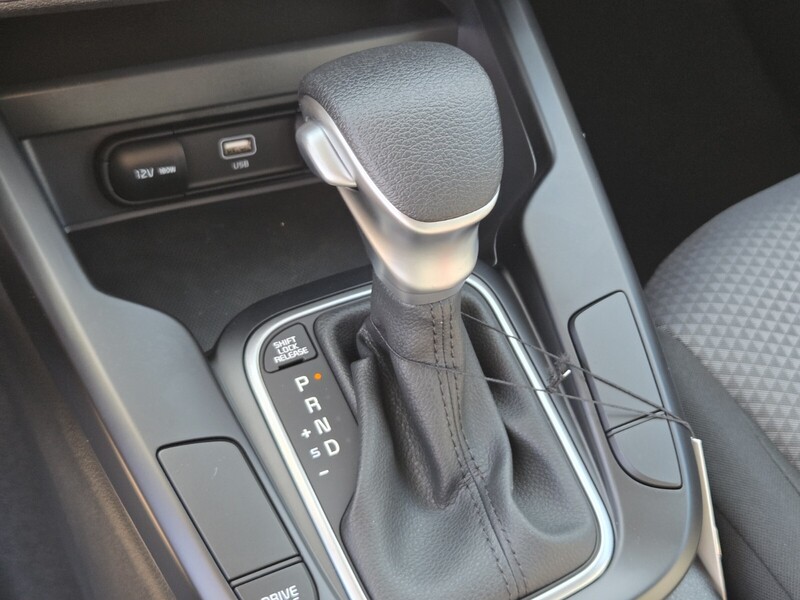 2025 Kia Soul LX S photo 11
