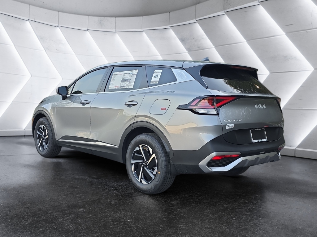 2025 Kia Sportage Hybrid LX photo 3
