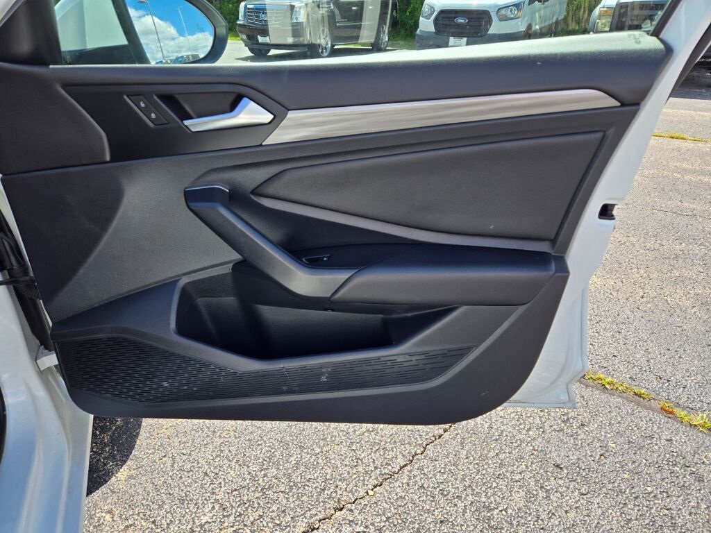 2020 Volkswagen Jetta 1.4T SEL photo 5