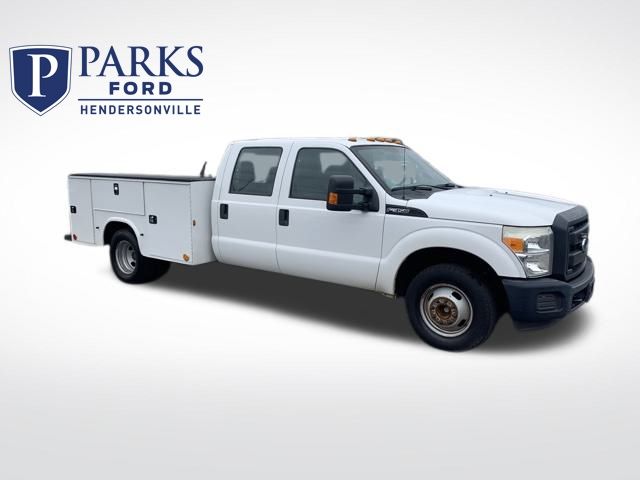 2016 Ford F-350 Super Duty Chassis Cab XL's photo