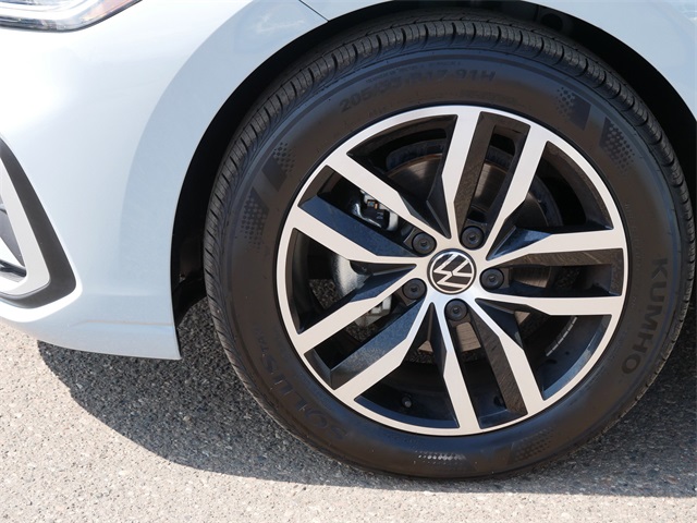 2025 Volkswagen Jetta 1.5T SE photo 8
