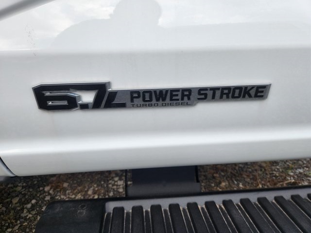 2023 FORD F-550 - Image 16