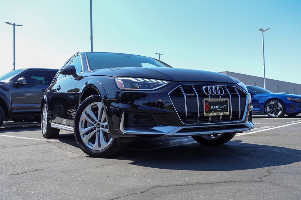 2022 Audi A4 Allroad 45 Premium Plus photo 3