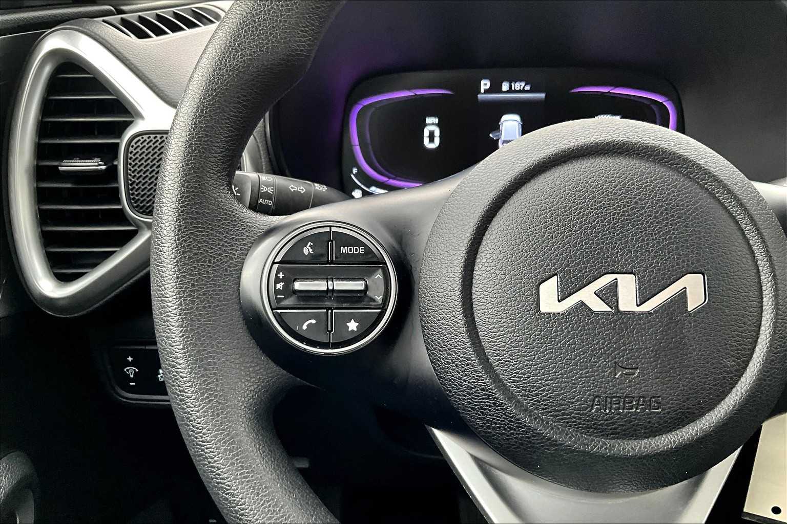 2023 Kia Soul LX S photo 21