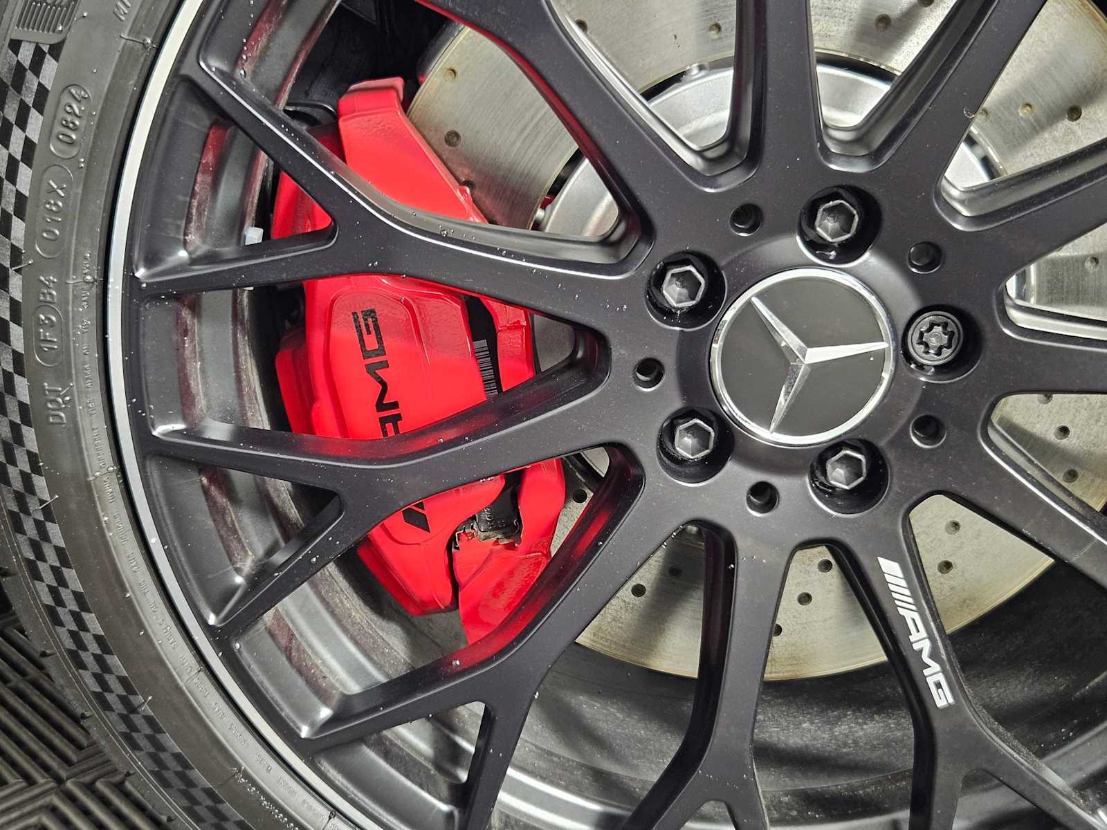 2025 Mercedes Benz C AMG 63 S E PERFORMANCE 4MATIC photo 35