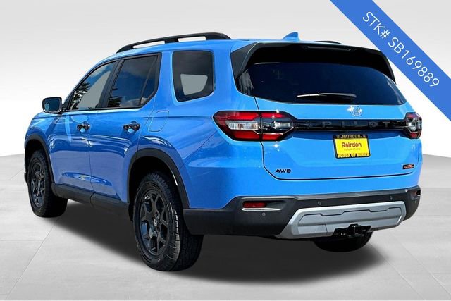 2025 Honda Pilot TrailSport photo 3