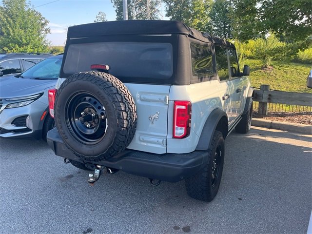 2021 Ford Bronco Base photo 2