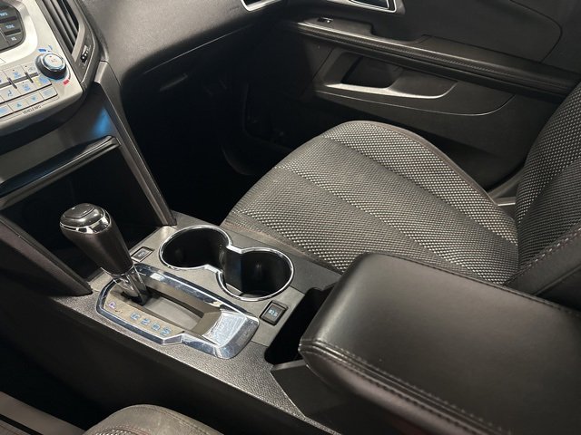 2016 Chevrolet Equinox LT photo 23