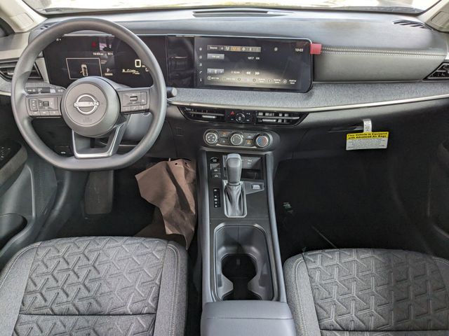 2025 Nissan Kicks SV photo 12