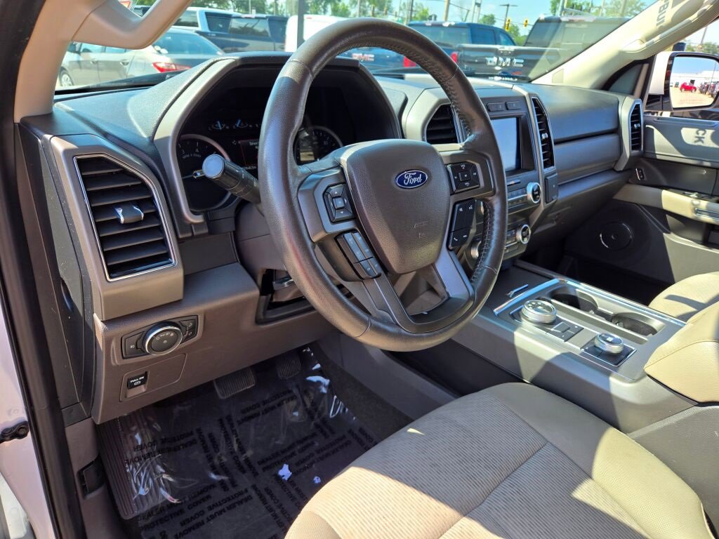 2020 Ford Expedition XLT photo 20