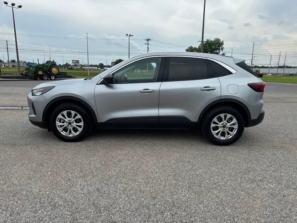 2023 Ford Escape Active photo 2