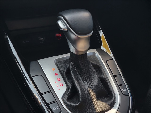 2023 Kia Forte GT-Line photo 25