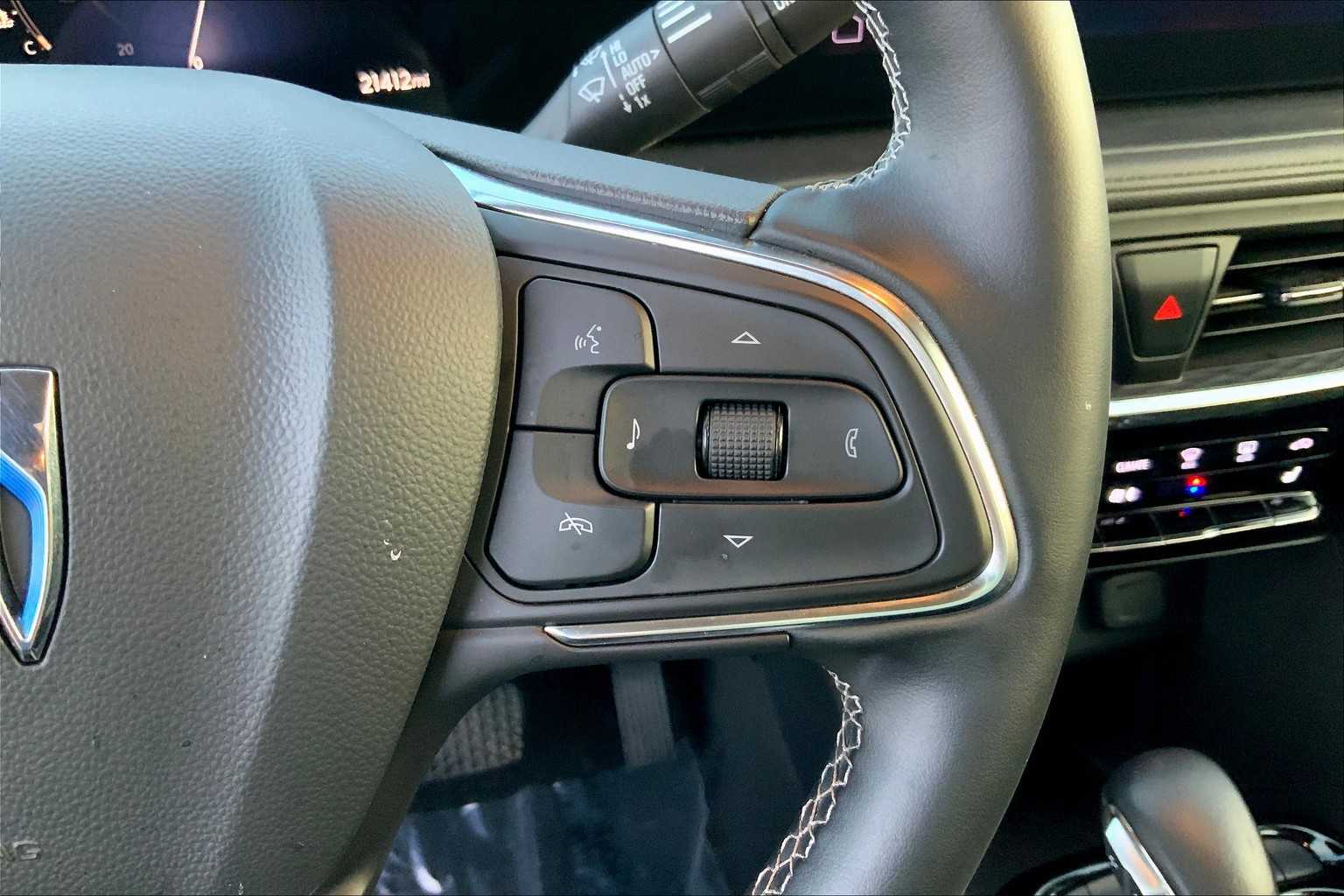 2024 Buick Encore GX Avenir photo 22