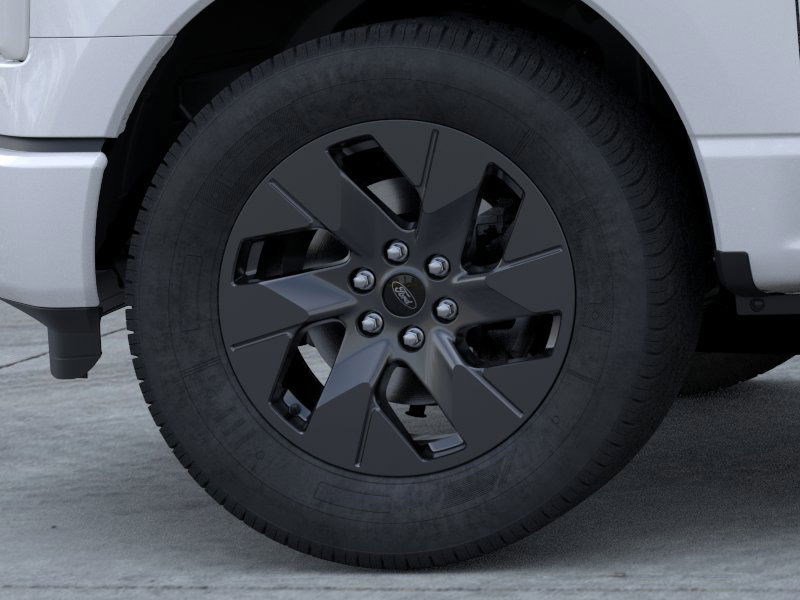 2025 Ford F-150 Lightning photo 4