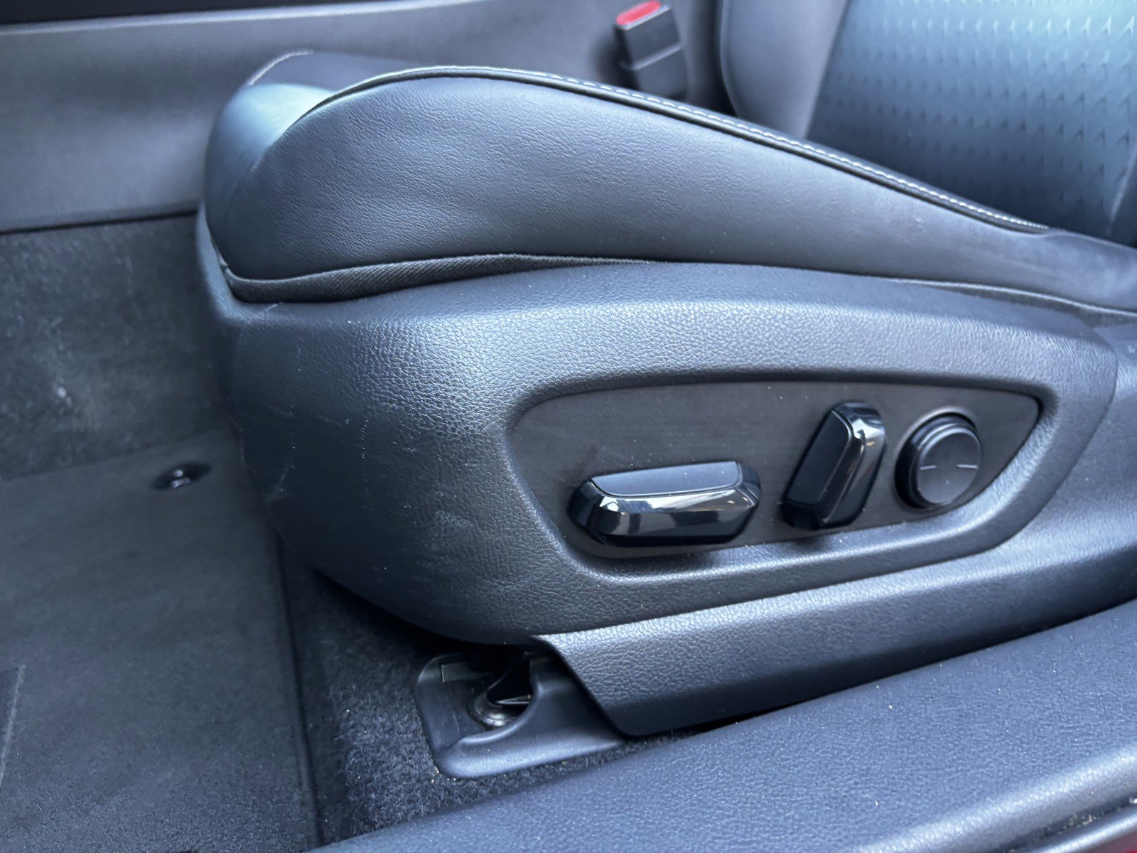 2019 Lexus UX 200 photo 20