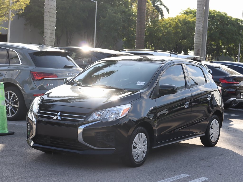 2023 Mitsubishi Mirage ES's photo