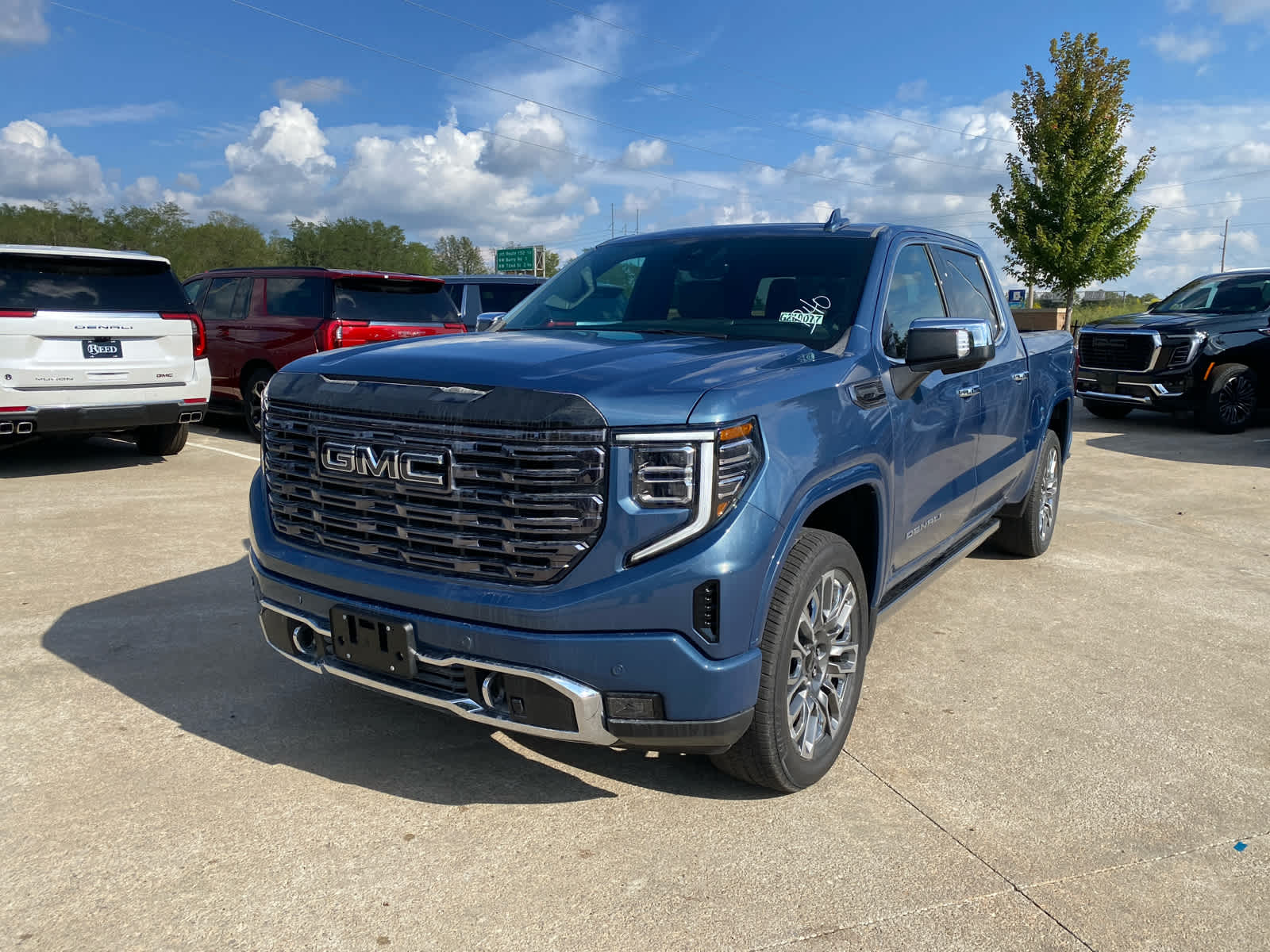 2026 Gmc Sierra 1500 Denali Ultimate photo 2