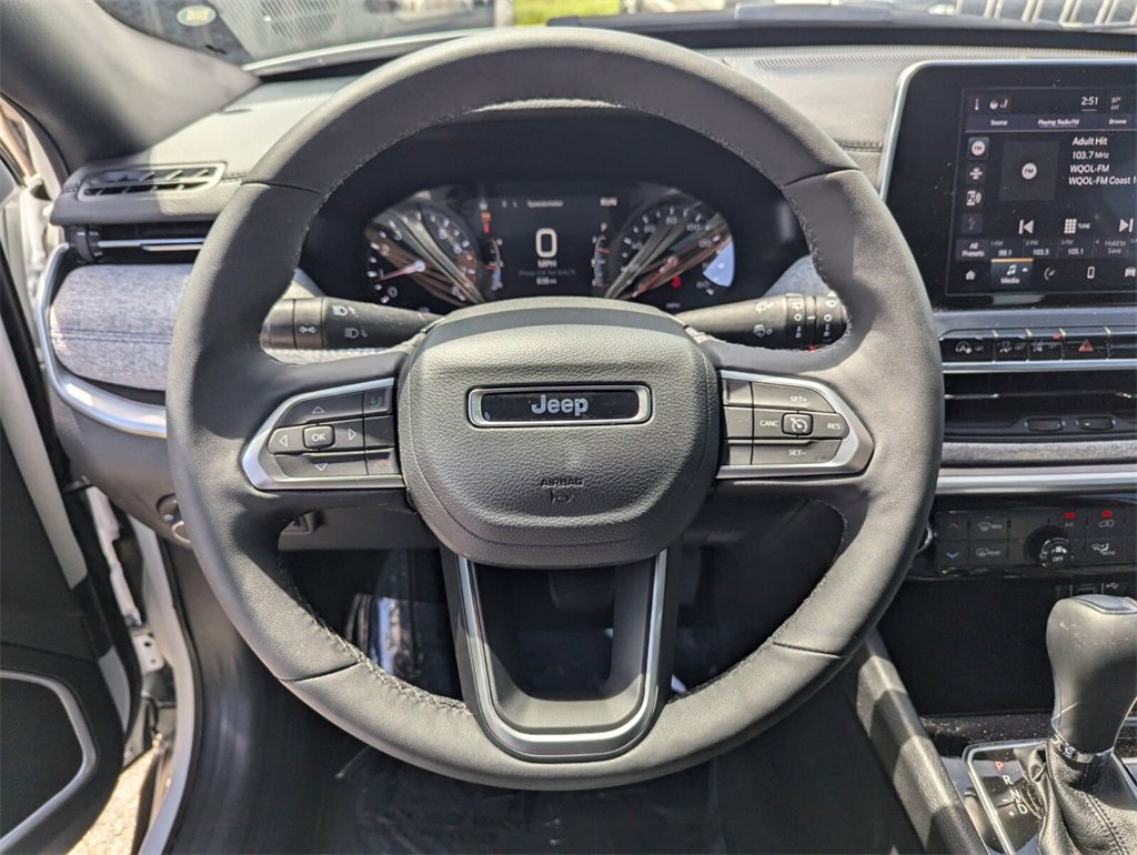 2025 Jeep Compass Latitude photo 15