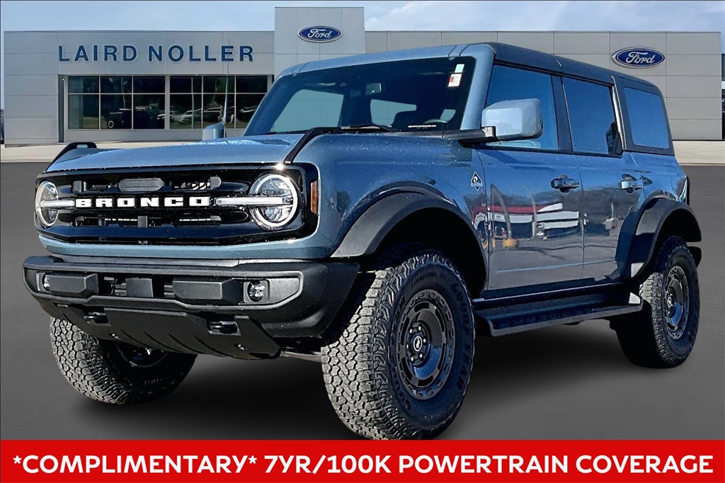 2025 Ford Bronco 4-Door Outer Banks's photo