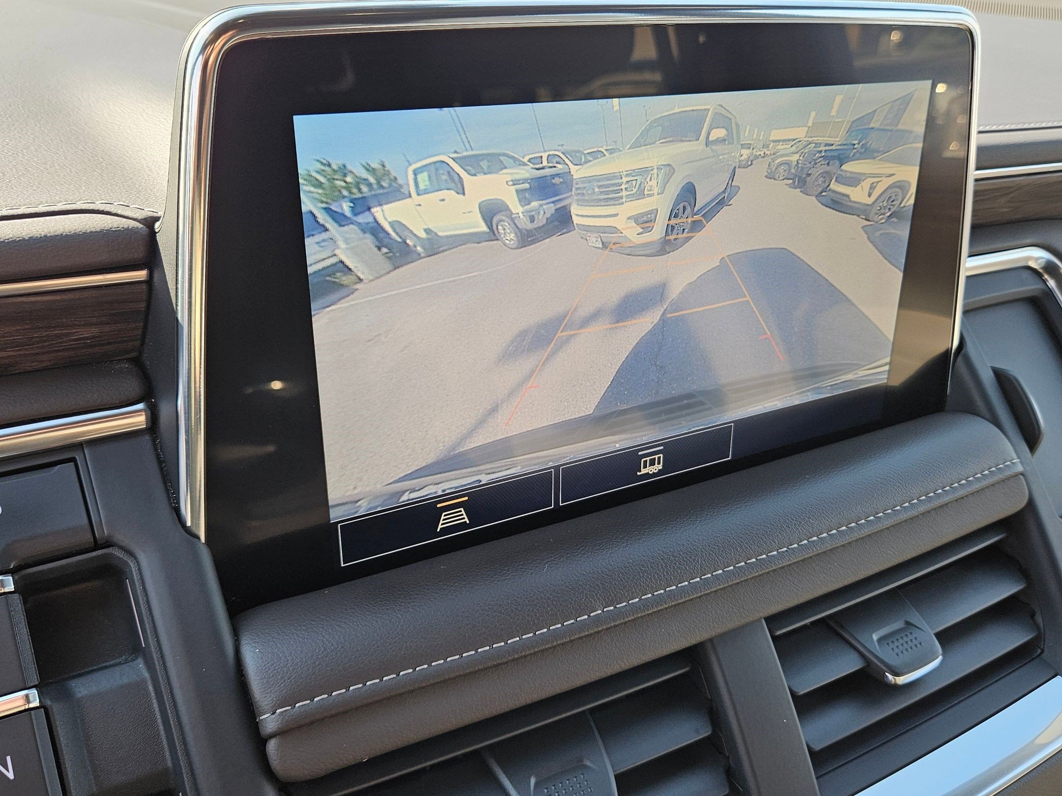 2021 Chevrolet Tahoe LT photo 16