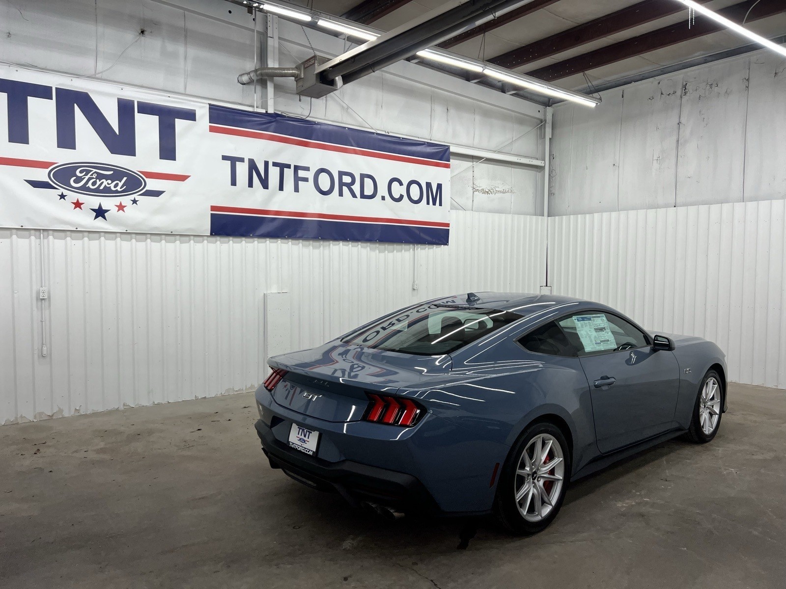 2025 Ford Mustang GT Premium photo 2