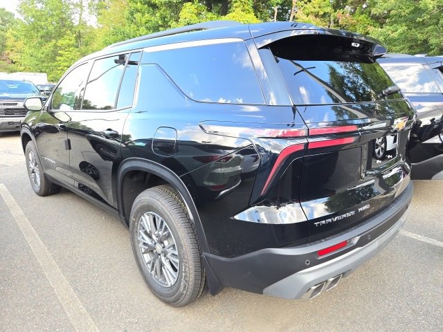2026 Chevrolet Traverse photo 6