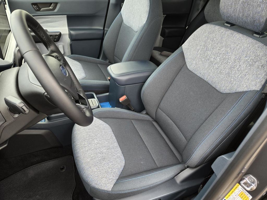 2025 Ford Maverick XLT photo 23