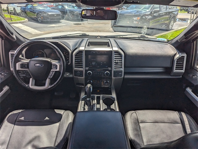 2015 Ford F-150 Lariat photo 9