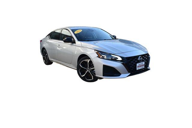 Used 2024 Nissan Altima SR with VIN 1N4BL4CV7RN362797 for sale in Cottondale, AL