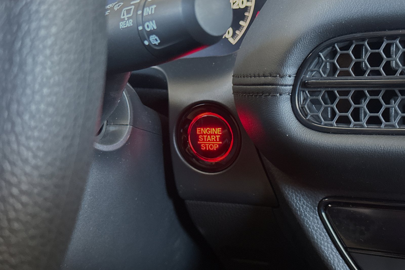 2025 Honda HR-V LX photo 23