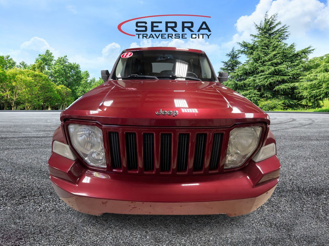 2012 Jeep Liberty Sport photo 2