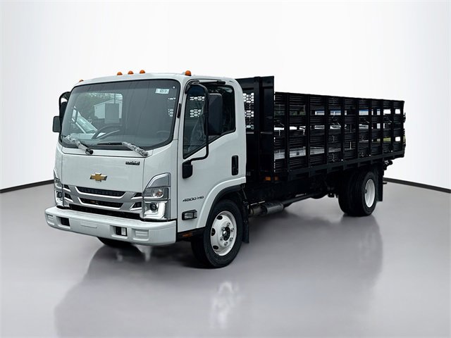 2025 Chevrolet Silverado 4500HD photo 3