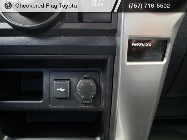 2024 Toyota 4Runner SR5 photo 32