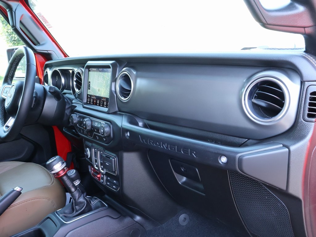 2023 Jeep Wrangler Rubicon photo 12