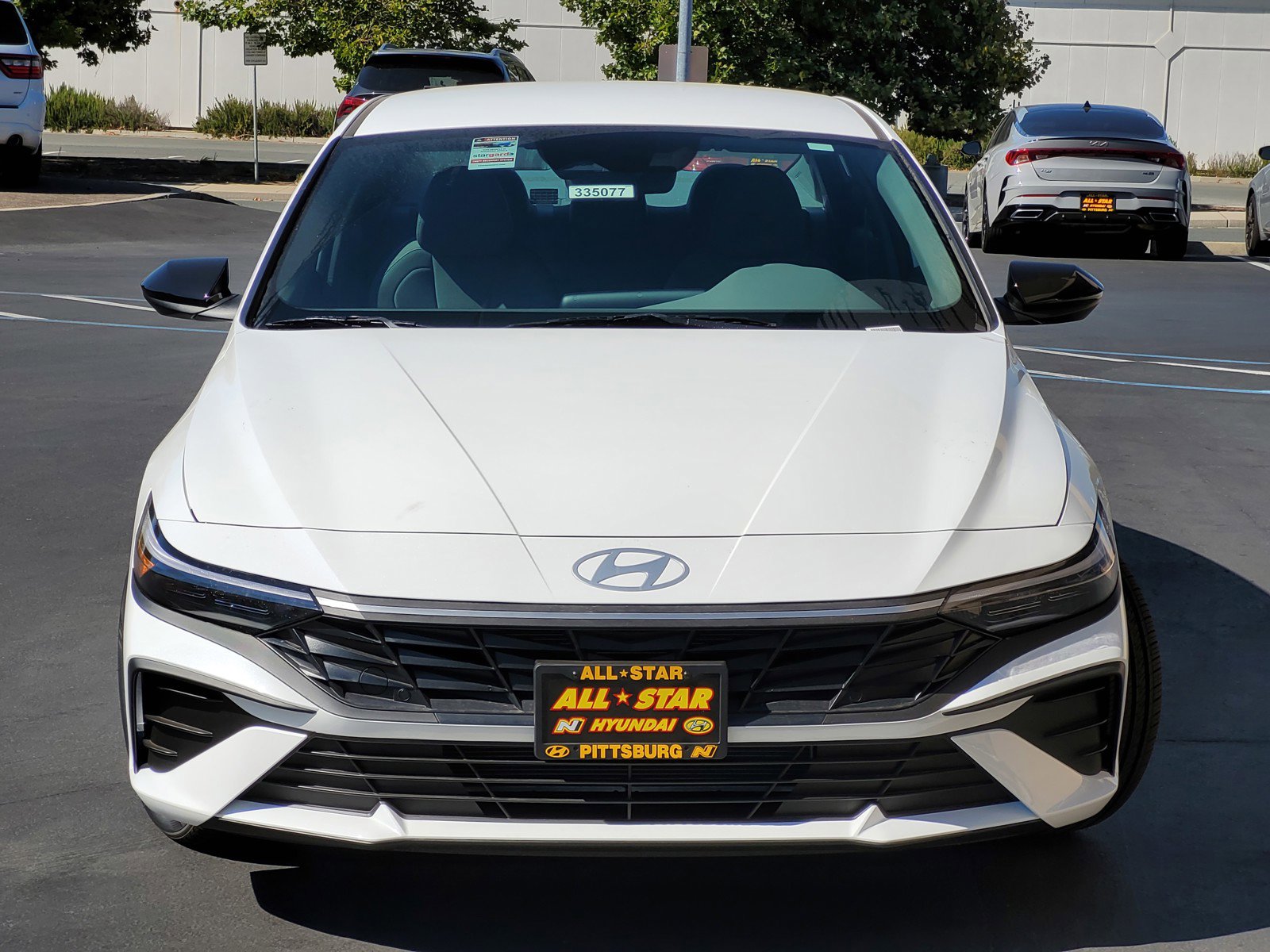 2025 Hyundai Elantra SEL Sport photo 2