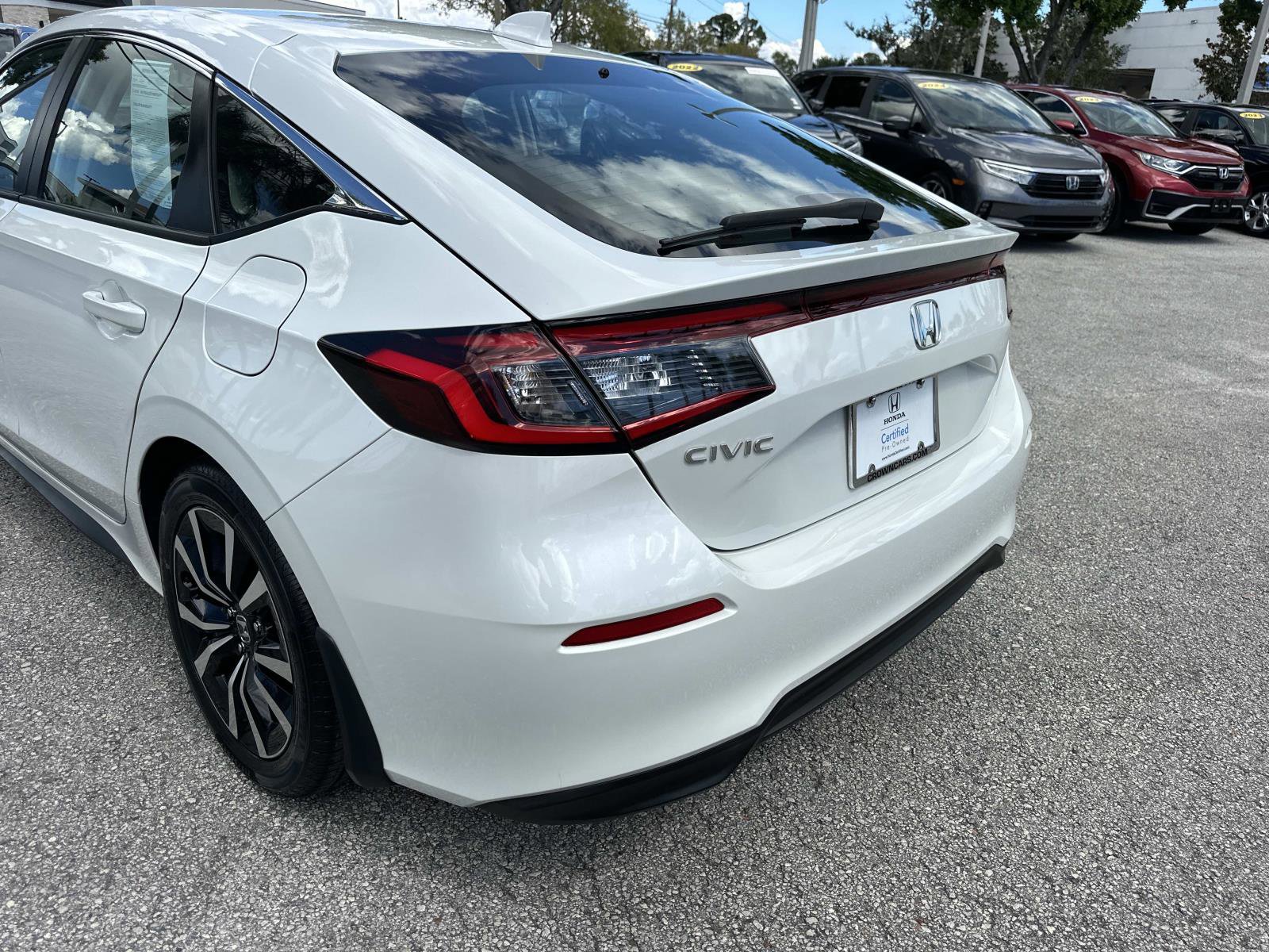 2023 Honda Civic EX-L Hatchback photo 8