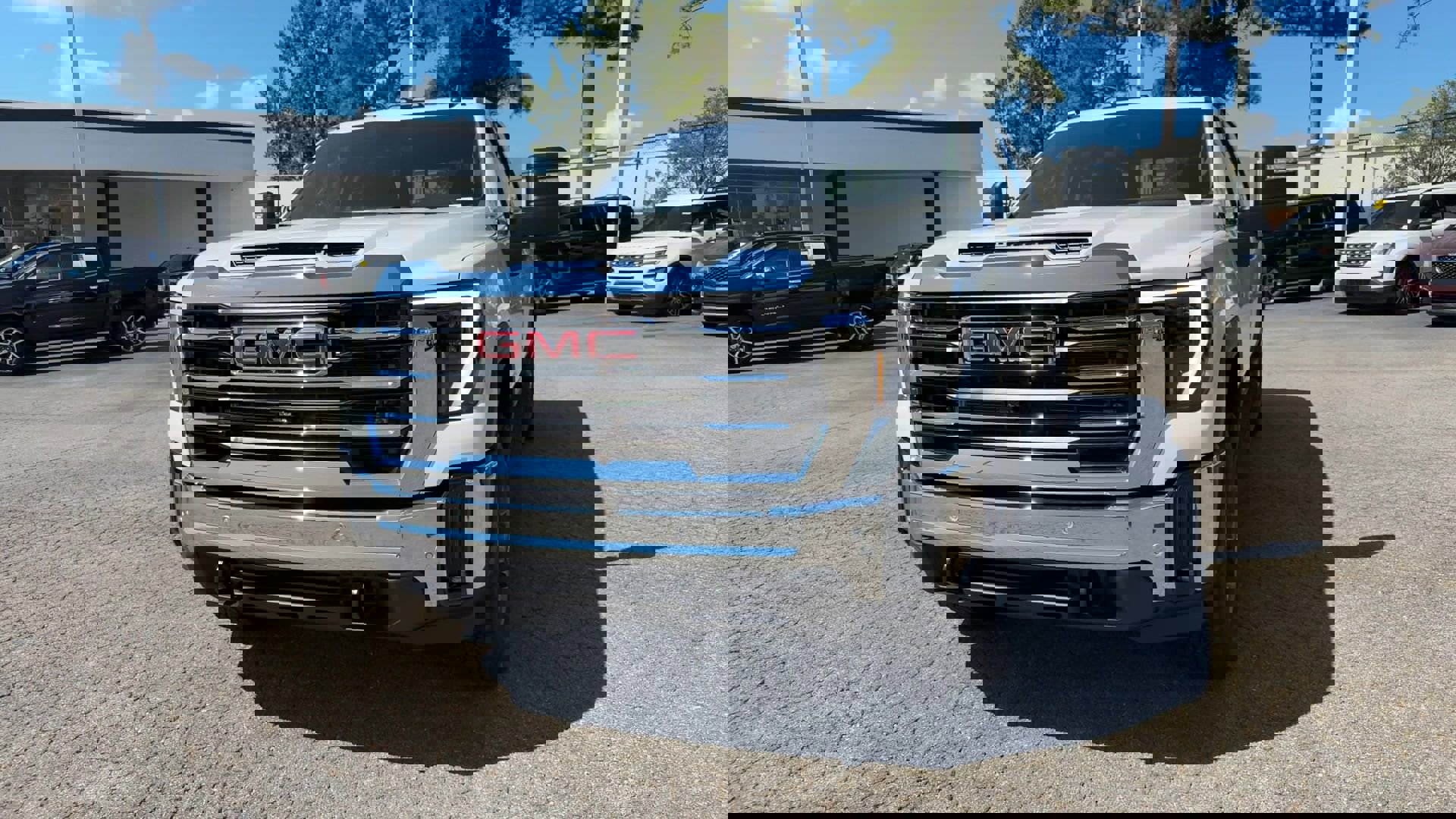 2025 Gmc Sierra 2500 HD SLE photo 3