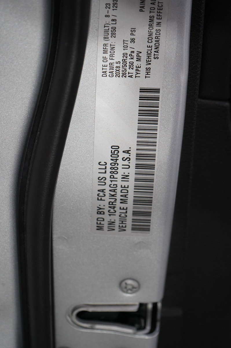 2023 Jeep Grand Cherokee Altitude photo 28