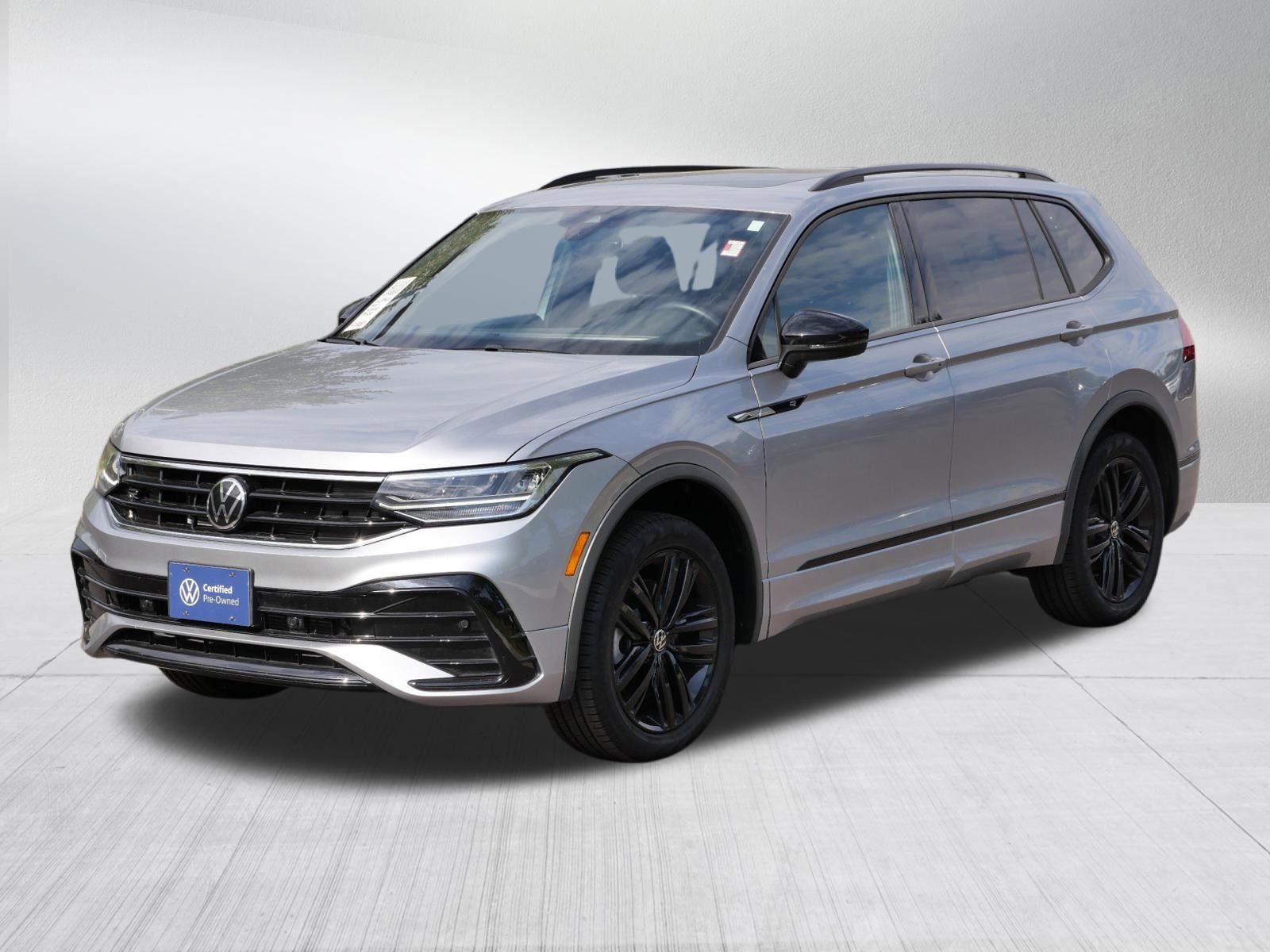 2022 Volkswagen Tiguan SE R-Line Black photo 3