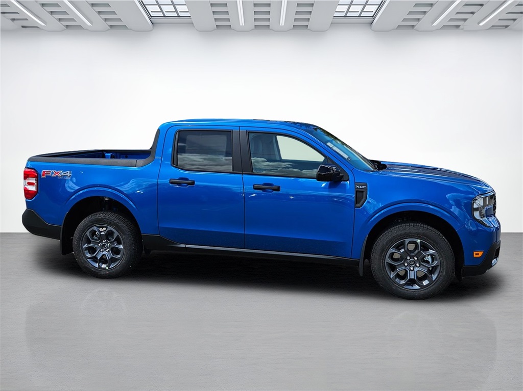 2025 Ford Maverick XLT photo 4